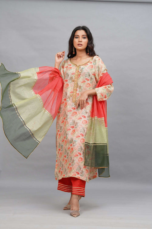 Floral feast (3pcs)